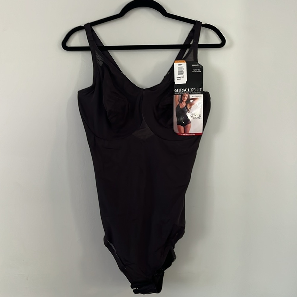 Miraclesuit | Sheer Shaping Bodybriefer